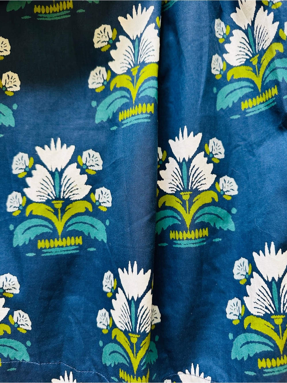 So pretty!! NIB Jewel Tone Floral Bouquet Print Midi Tuckernuck S M L - Picture 7 of 8